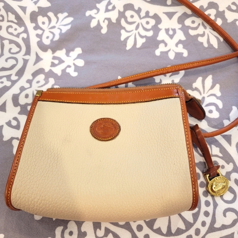 Rare Vintage Dooney & Bourke Crossbody
